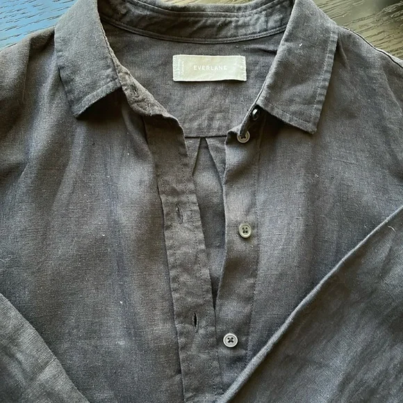 Everlane linen shirt, size 4 - Picture 3 of 5